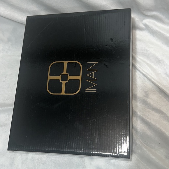 Iman White Sneakers, Size 7.5, Brand New - Picture 5 of 6